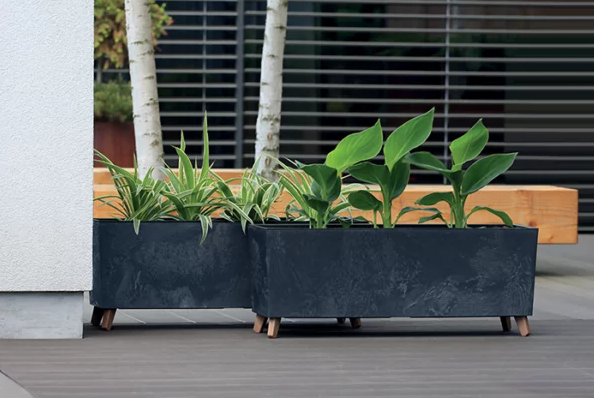 Planters Pride Quadro 77cm Raised Rectangular Plastic Planter, 27L Self-Watering